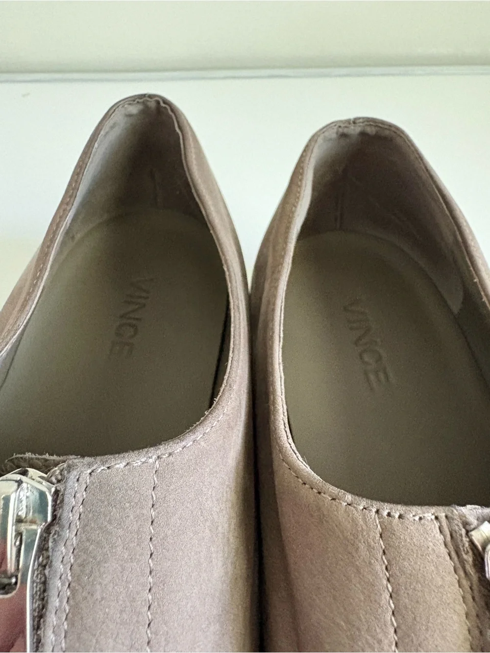 Vince suede slip